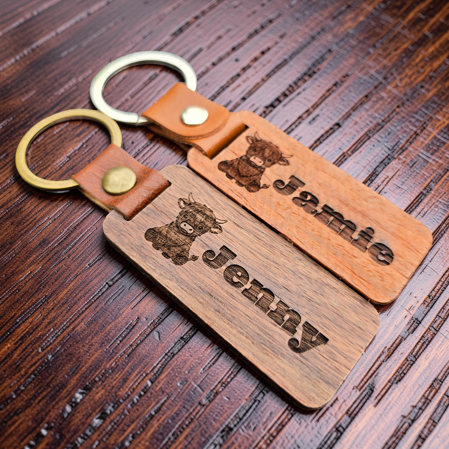 Personalised highland cow wooden bag tag / keyring