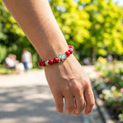 Red Marble Effect Beaded Elephant Bracelet - 6 inch