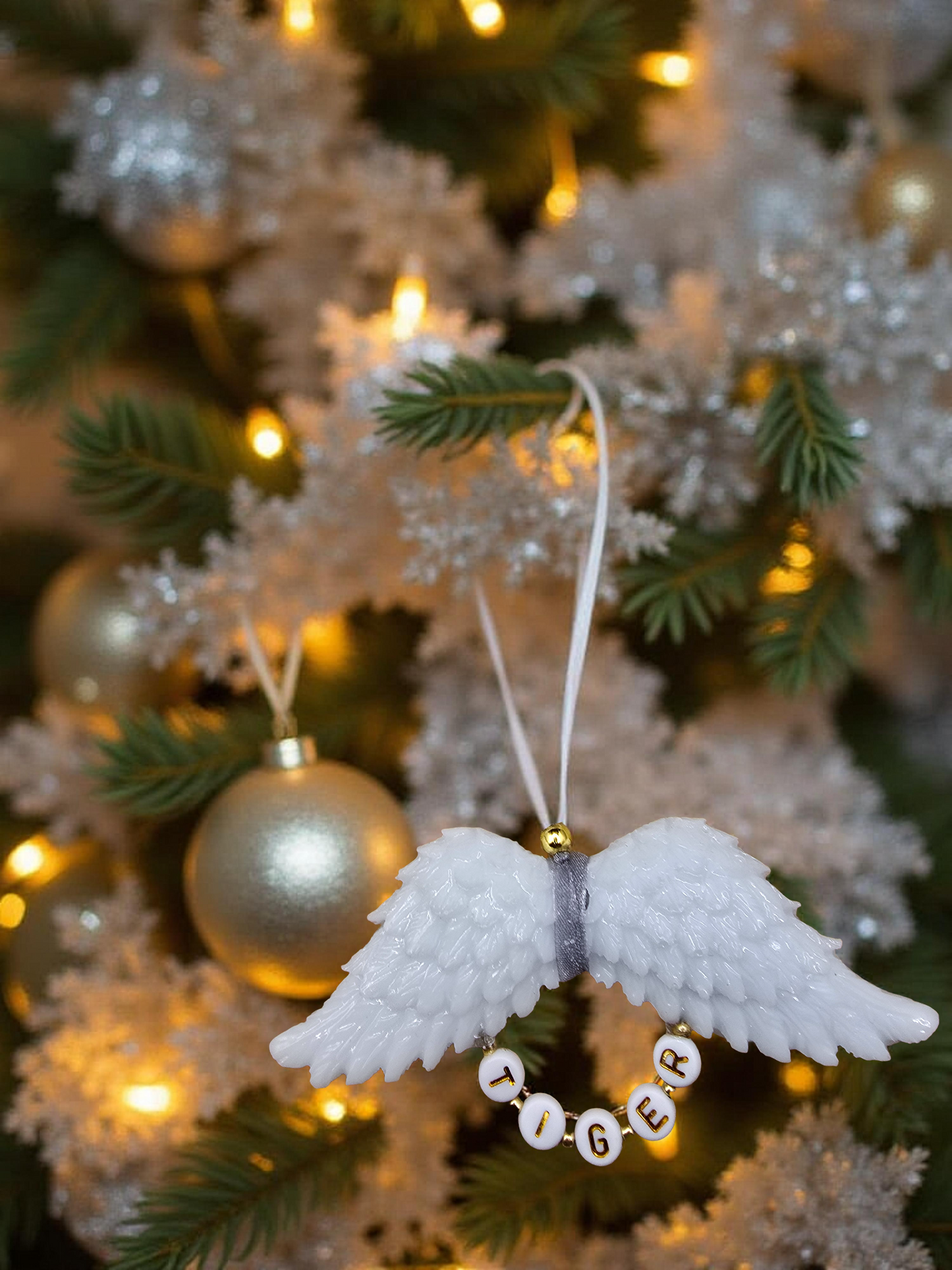 White Resin Angel Wings (Mum / Dad / Personalised) - Hanging Decoration