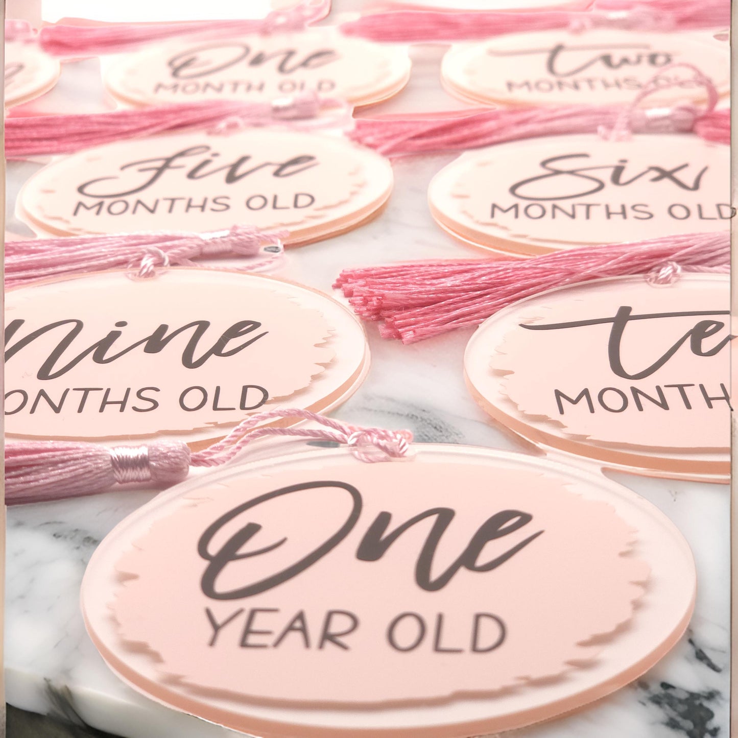 Baby Milestone Discs - 7.5cm acrylic progress markers for baby's first year - Pack of 13 discs