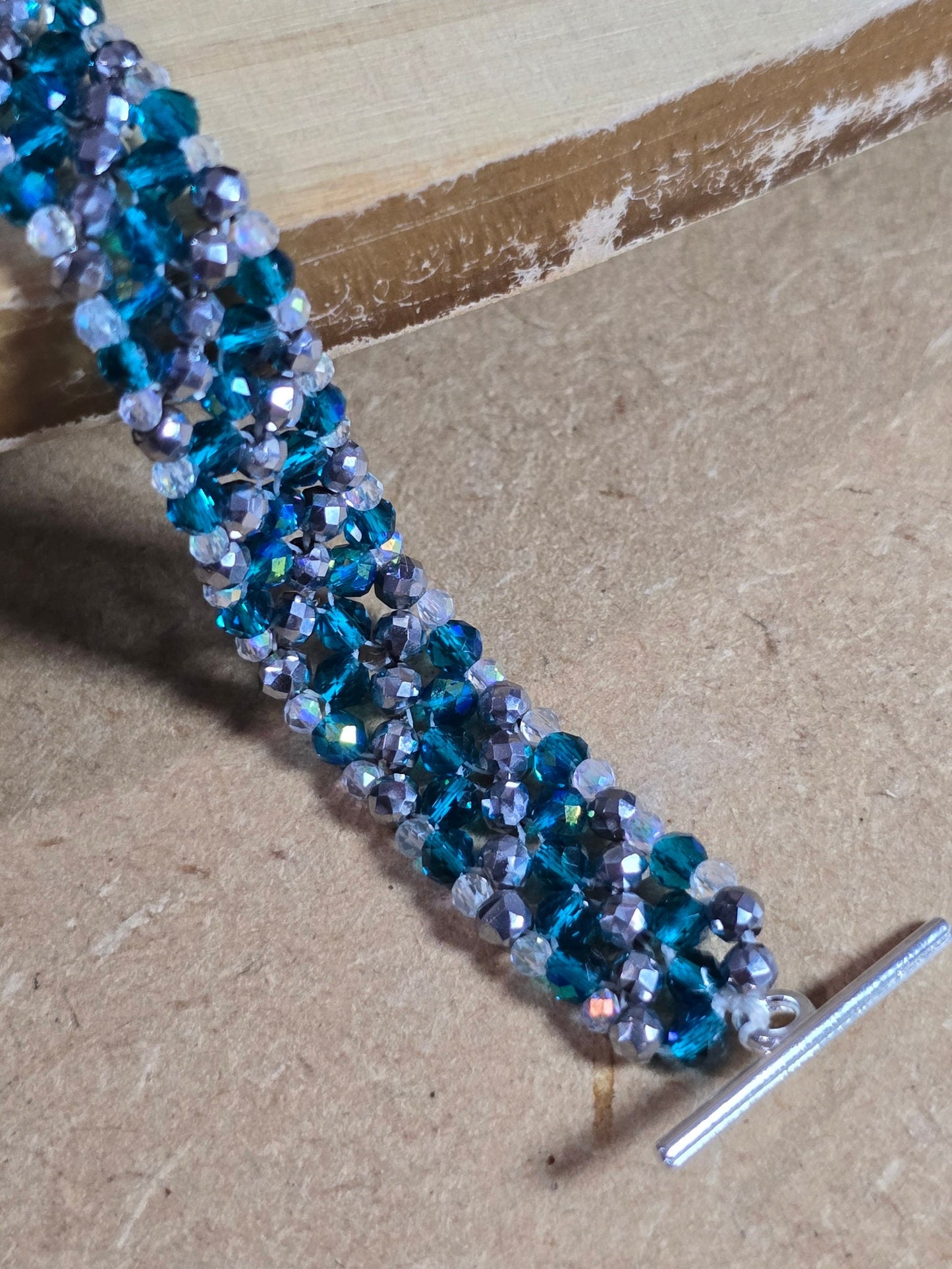 2 tone diagonal striped glass crystal bracelet - Silver and Blue