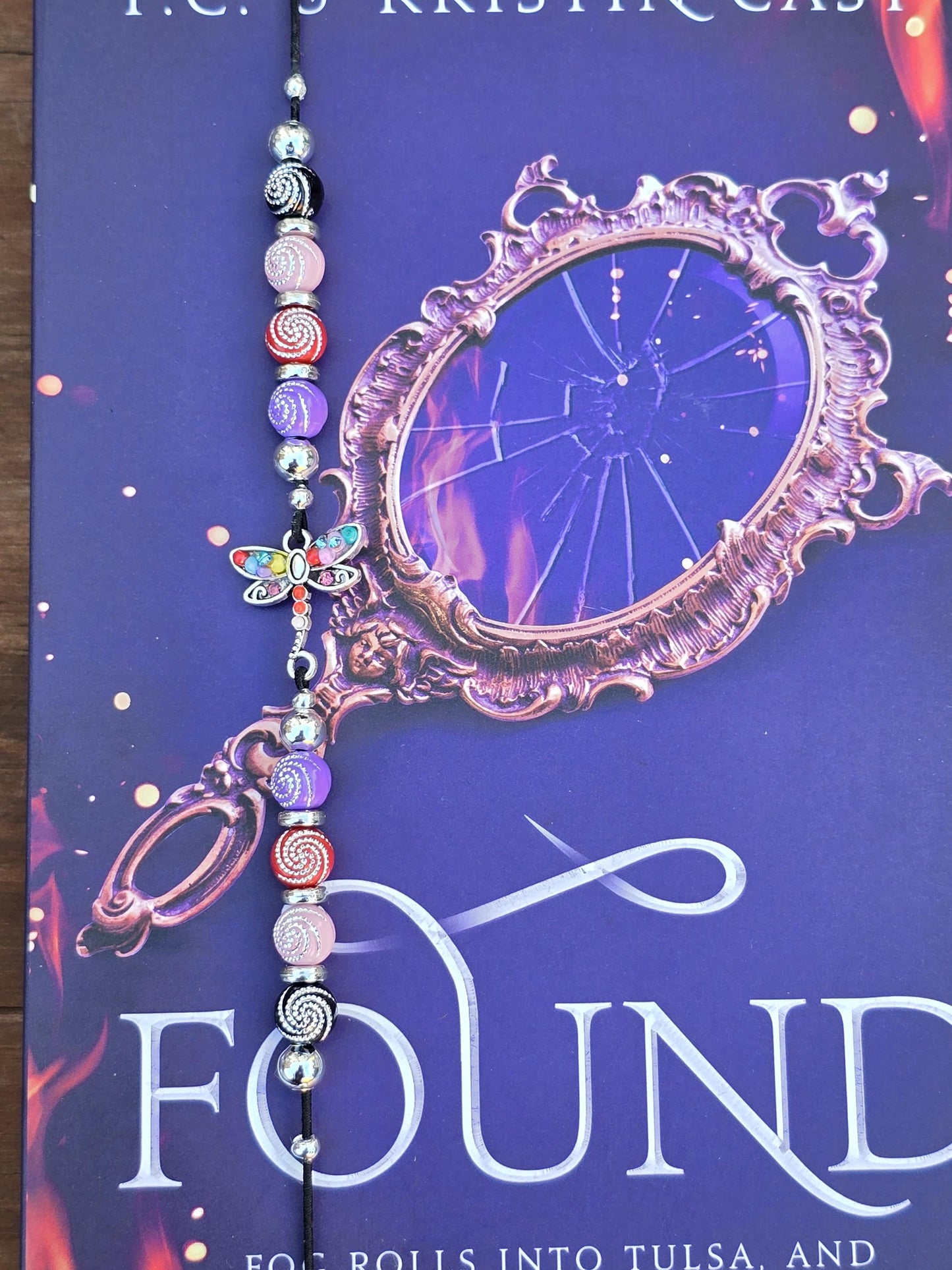 Dragonfly Elastic Bookmark - Beaded charm page holder for Books, Diaries and Journals