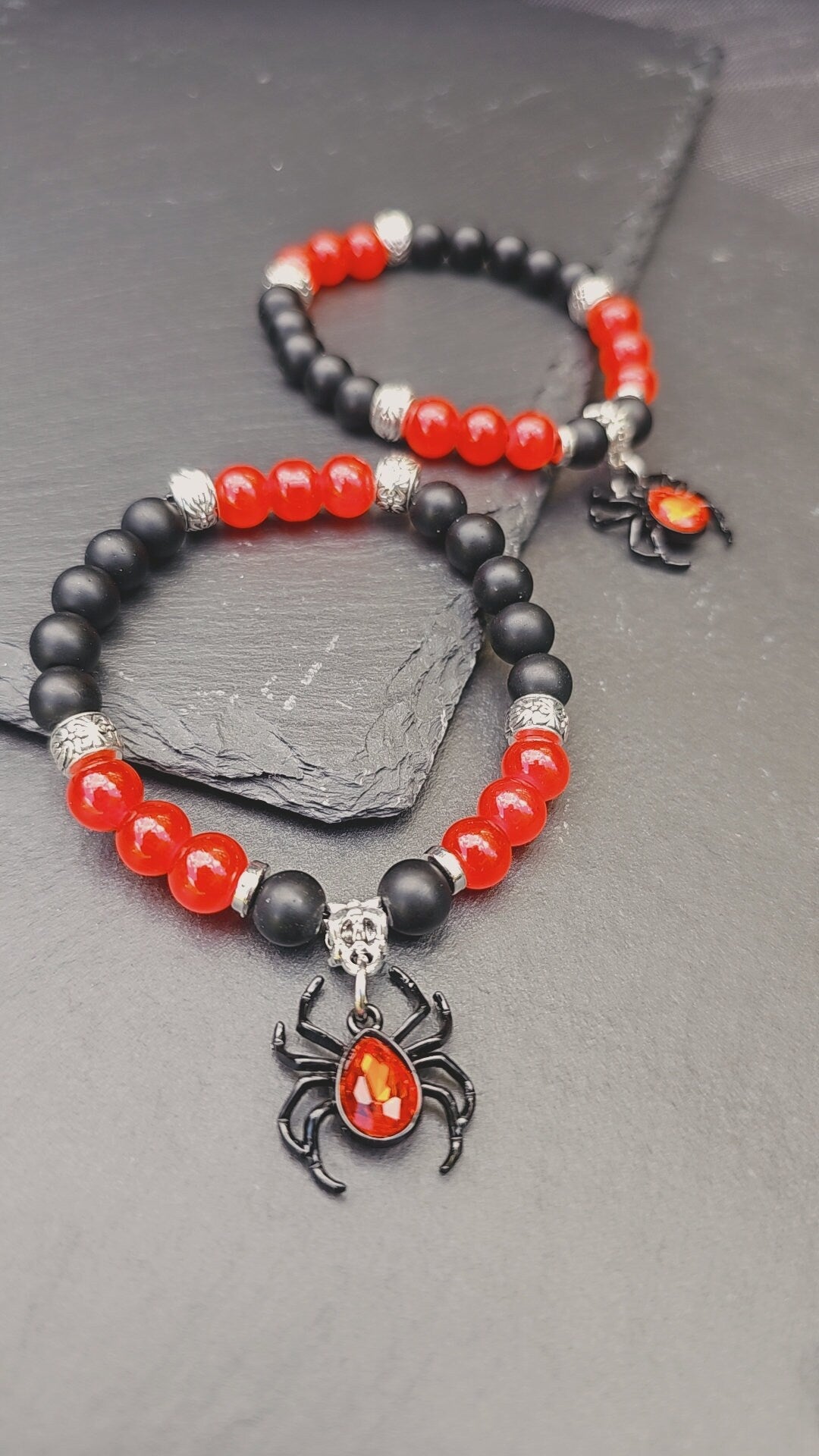 Spider Bracelet - Halloween spider charm elastic bracelet for costume and parties