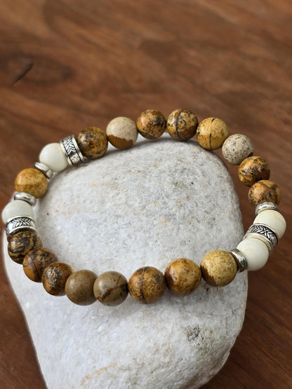 Men's Wooden Effect Beaded Bracelet - Natural Coloured Elastic Beaded Bracelet